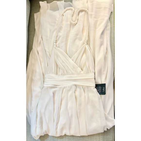 White floor length gown Lulus new with tags. Various styles for special occasion - Picture 7 of 13